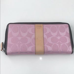 COACH Ladies Accordion Pink Zipper Wallet